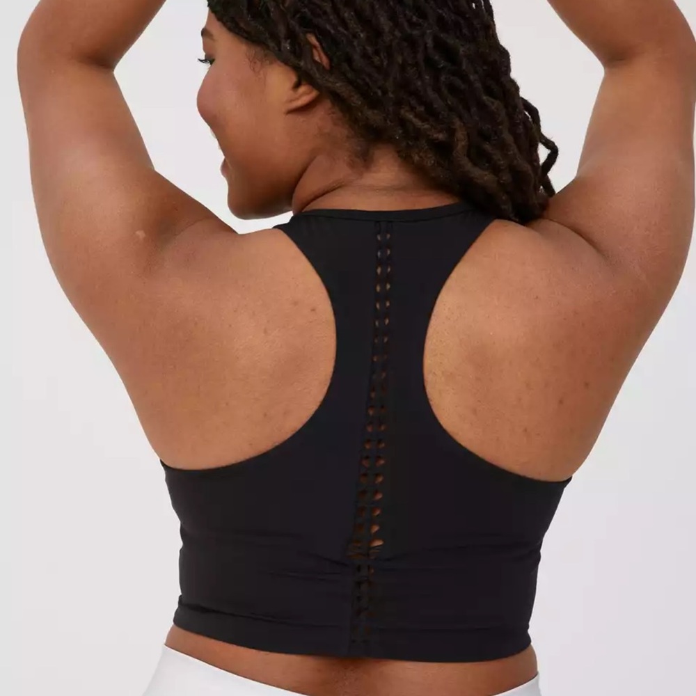 OFFLINE By Aerie Real Me Xtra Macrame Longline Sports Bra in Black Size S